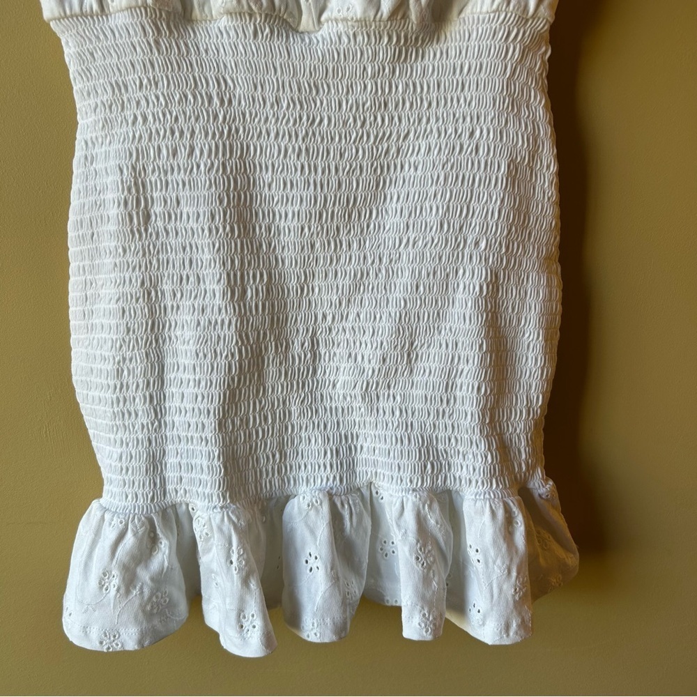 ASOS DESIGN Eyelet mini smocked Off Shoulders Dress white Size 6 Boho Preppy - Picture 3 of 13